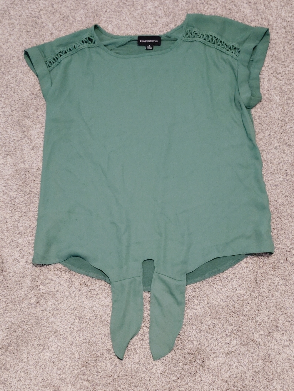 Forever 21 Sage Green Short-Sleeve Tie-Front Blouse